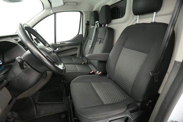 Ford TRANSIT CUSTOM 300 2.0 TDCI L2H1 Automaat Airco Camera Carplay Cruise 2x Schuifdeur PDC 3 Persoons