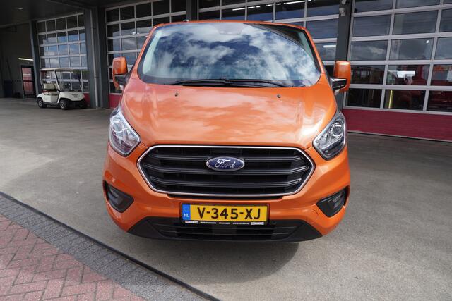 Ford TRANSIT CUSTOM 340 2.0 TDCI 170PK L2H1 Limited nr. V182 | Airco | Cruise | Navi | trekhaak