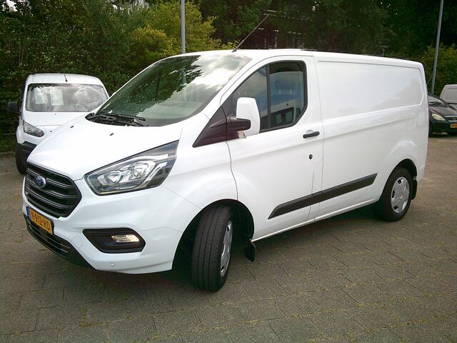 Ford TRANSIT CUSTOM 280 2.0 TDCI L1H1 Trend VOORZIEN VAN 6 TRAPS AUTOMAAT !!!!