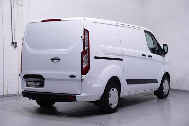 Ford TRANSIT CUSTOM 2.0 TDCi 130 pk L1H1 Trend Navi, Camera Dodehoek Assist, Laadruimte Pakket, PDC V+A, 3-Zits
