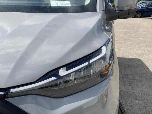 Ford TRANSIT CUSTOM 340 2.5 PHEV L2H1 Limited 233pk | Kombi | Incl. BTW/BPM | Dubbele zijschuifdeur | Privacy Glass | Inklapbare trekhaak | 17 inch lichtmetalen velgen | Driver Assistance Pack Premium | Verwarmbaar stuurwiel