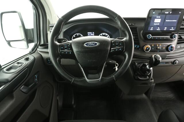 Ford TRANSIT CUSTOM 320 2.0 TDCI L2H1 Limited | DC | Airco | Cruise | Camera | Trekhaak | Carplay | Parkeersens.