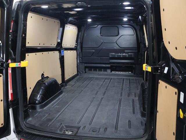 Ford TRANSIT CUSTOM 2.0 TDCI 170 PK AUT. L2H1 LIMITED + RAPTOR GRILLE | TREEPLANKEN | CARPLAY | TREKHAAK | CAMERA