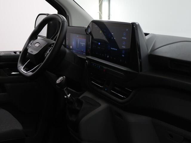 Ford TRANSIT CUSTOM 320 | 2.0 TDCI | L2 H1 | Limited | LM Velgen | 2-zits | Trekhaak | Navigatie | Apple Carplay / Android Auto | Comfort Stoelen | DAB+ | Stoelverwarming | Voorruitverwarming