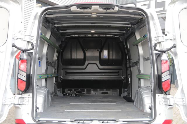 Ford TRANSIT CUSTOM 320 2.0 TDCI 136 | L1H1 | LED | Camera | Navi | Clima..