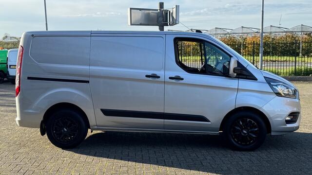 Ford TRANSIT CUSTOM 2.0 TDCI 96KW 131PK AUTOMAAT EURO 6 AIRCO/ NAVIGATIE/ CRUISE CONTROL/ PARKEERSENSOREN/ 100% DEALERONDERHOUDEN