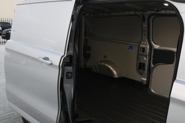 Ford TRANSIT CUSTOM 320 2.0 TDCI L2H1 Limited 170pk - 2x Schuifdeur - Adaptive Cruise - Blind spot - Navigatie - Camera - Draadloos laden - Stoelverwarming - Rijklaar