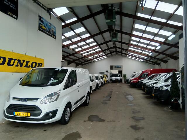 Ford TRANSIT CUSTOM 320 2.0 TDCI L2H2 Trend , CC, Camera, 78DKM!!!