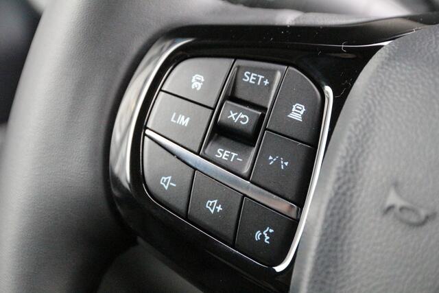 Ford TRANSIT CUSTOM 320 2.0 TDCI 136 | KAR-edition | L2H1 | LED | Camera | Navi | Clima..