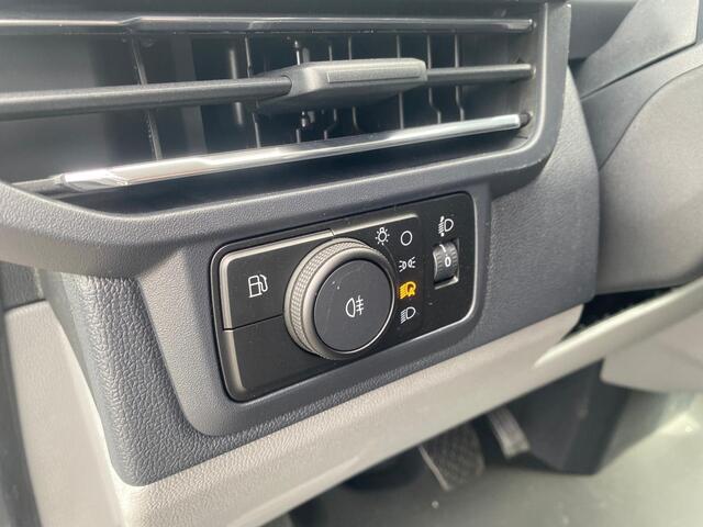 Ford TRANSIT CUSTOM Limited 320 2.5 PHEV L2H1 8-weg verstelbare verwarmbare passagiersstoel | 13 polige trekhaak met Trailer Sway Control | Volwaardig reservewiel | 17 inch lichtmetalen velgen (Carbonised Grey) | AGM accu | PHEV 1-fase oplaadkabel 10m