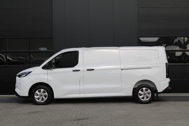 Ford TRANSIT CUSTOM 320 2.5 PHEV L2H1 Trend 232pk - 5 jaar GARANTIE - 2x Schuifdeur - Adaptive Cruise - Blind Spot - Navigatie - Camera - Verwarmd Stuur - Rijklaar