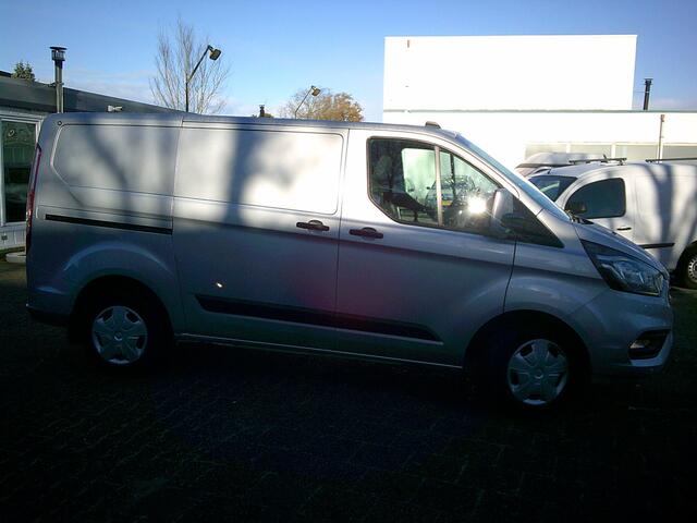 Ford TRANSIT CUSTOM 300 2.0 TDCI L1H1 Trend VOORZIEN VAN AUTOMAAT !! NIEUWSTAAT !!!