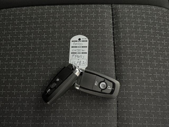 Ford TRANSIT CUSTOM 2.5 PHEV Kombi | 9-Persoons Lang | 2xschuifdeur | Prijs incl BPM en Exclusief BTW | Navigatie | Camera | Airco | Privacy Glass | Trekhaak