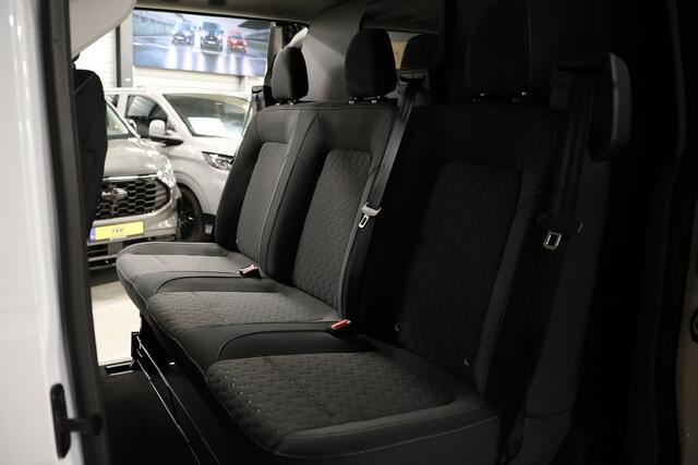 Ford TRANSIT CUSTOM 320 2.0 TDCI L2H1 Limited DC | Dubbel Cabine | ACC | Blind Spot | Navigatie | Camera | CarPlay | Lane Assist | Trekhaak | BPM VRIJ | Verlengde fabrieksgarantie tot 12-2029 | 5-Zitter