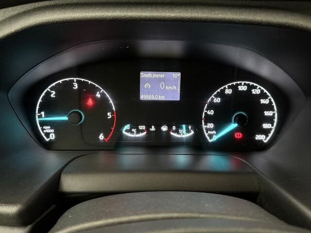 Ford TRANSIT CUSTOM 2.0TDCI Lang Imperiaal | Trekhaak | Airco | Cruise | 3-Persoons | Betimmering