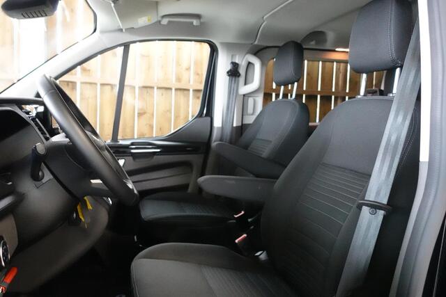 Ford TRANSIT CUSTOM 300 2.0 TDCI L2H1 Dubbele Cabine Automaat Navi Airco 2 Schuifdeuren Trekhaak Parkeersensoren Carplay