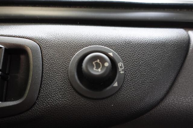 Ford TRANSIT CUSTOM 300 2.0 TDCI L2H1 Dubbele Cabine Automaat Navi Airco 2 Schuifdeuren Trekhaak Parkeersensoren Carplay