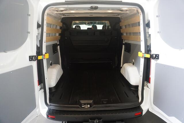 Ford TRANSIT CUSTOM 300 2.0 TDCI L2H1 Trend Dubbele Cabine Airco| Bluetooth| Navi| Trekhaak|
