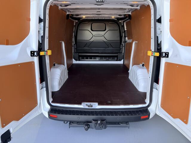 Ford TRANSIT CUSTOM 300 2.0 TDCI L2H1 Trend 130 PK / Camera / Apple carplay / Trekhaak