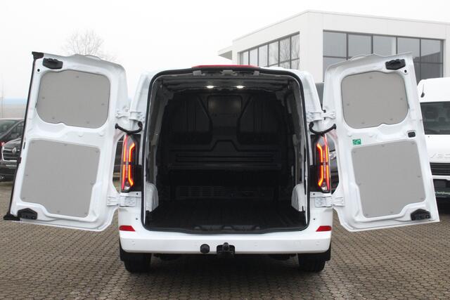 Ford TRANSIT CUSTOM E-Transit 320 L1H1 Limited | 65kWh | 160kW/218pk | Pro Power | Camera | Carplay/Android | Cruise | Lease 681,- p/m