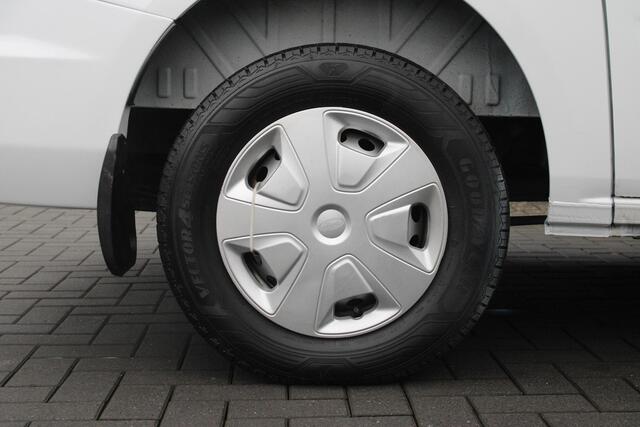 Ford TRANSIT CUSTOM 300 2.0 TDCI L1H1 Trend 130pk | Adaptieve Cruise | Sync 3 Navigatie | Voorruit verwarming