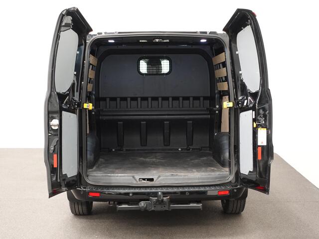 Ford TRANSIT CUSTOM 130pk Automaat L2H1 Limited Raptor Edition Dubbele Cabine | 2x Schuifdeur | Navigatie | Airco | Cruise control | Trekhaak | Parkeersensoren