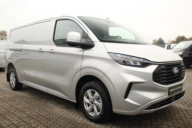 Ford TRANSIT CUSTOM E-Transit 340 L2H1 Limited 71 kWh 218pk Automaat | Trekgewicht 2300kg | LED | Carplay | Keyless | Camera | Cruise | Stoel+Stuurvwer. | Lease 735,- p/m