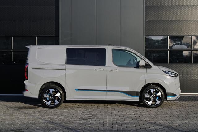 Ford TRANSIT CUSTOM 320 2.5 PHEV L1H1 Sport DC 232pk - 2x Schuif - 360 Camera - ACC - Keyless - Stoel/Stuurverwarming - Blindspot - Incl BPM - Rijklaar