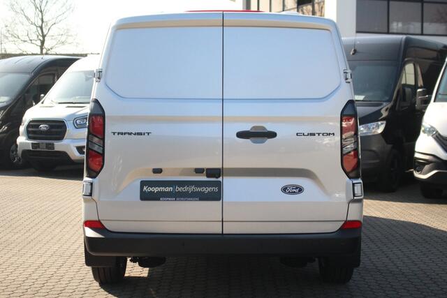 Ford TRANSIT CUSTOM E-Transit 320 L2H1 Trend 64 kWh 218pk DC Automaat | Trekgewicht 2300kg | L+R Zijdeur | Keyless | Carplay/Android | Stoel+Stuurverw | Lease 717,- p/m