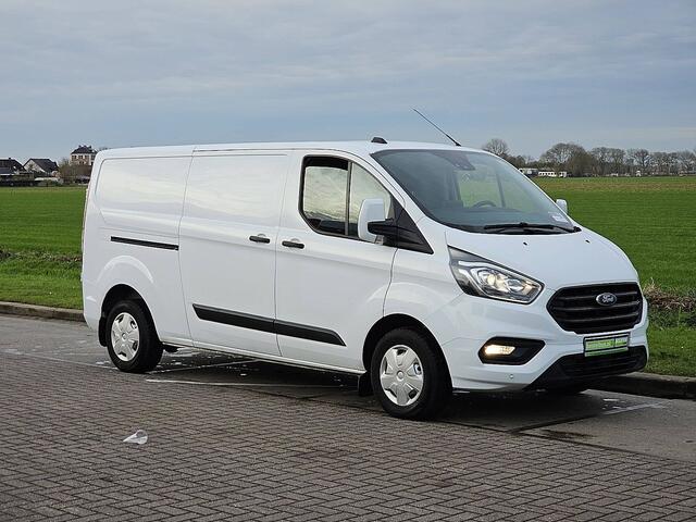 Ford TRANSIT CUSTOM 300 2.0 TDCI L2H1 Navi Airco PDC Cruise Achterdeuren 3 Zits Euro6 105 PK!