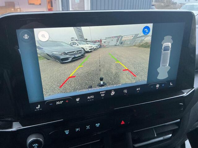 Ford TRANSIT CUSTOM 300 2.0 TDCI L1H1 Limited 170pk Automaat | Marge Geen BTW | 17 inch | Trekhaak | AGR-stoel | Stoelverwarming | Achteruitrijcamera | Houten vloer