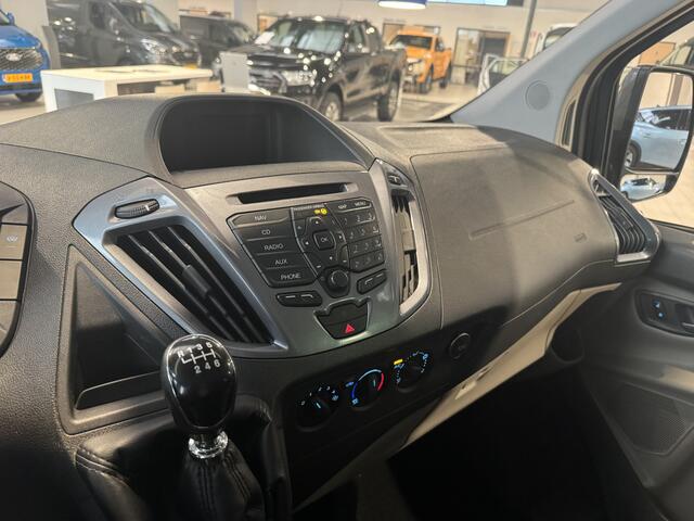 Ford TRANSIT CUSTOM 290 2.0 TDCI L2H1 Limited DC | Dubbele schuifdeur | Trekhaak | Stoelverwarming |