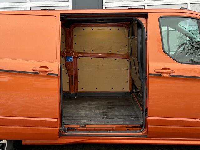 Ford TRANSIT CUSTOM 2.0 TDCi 185PK L2 Orange Sport EDITION / Leder / Trekhaak / Navi / Cruise