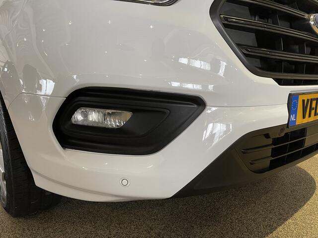 Ford TRANSIT CUSTOM 300 2.0 TDCI L2H1 Trend / vaste prijs rijklaar ¤ 13.950 ex btw / euro 6 / bpm vrij / lease vanaf ¤ 235 / airco / cruise / navigatie / trekhaak 2800kg / pdc voor + achter