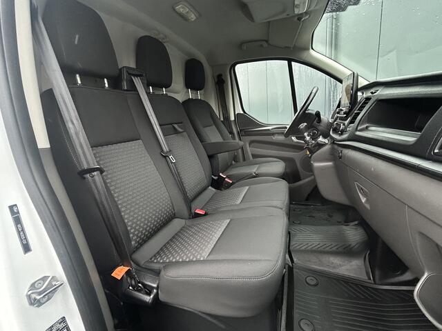 Ford TRANSIT CUSTOM 2.0 TDCI 130 PK / L2H1 / 2.800 KG AHG / 1e EIG. / 2x SCHUIFDEUR / TREKHAAK / CAMERA / AIRCO / CRUISE
