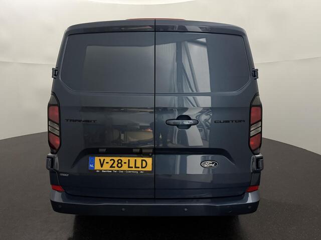 Ford TRANSIT CUSTOM 320 2.5 PHEV L1H1 Limited met o.a. B&O audio, 17 inch lichtmetalen velgen, Een achteruitrijcamera, Dode hoek herkenning, Adaptieve cruise control en een Navigatiesysteem