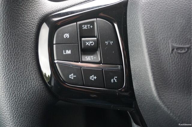 Ford TRANSIT CUSTOM e-Transit 320S 218PK 64KWH Trend AUT BPM VRIJ!! Apple CP / Android A, LED, 2300KG Trekgewicht NR. EC02