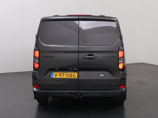 Ford TRANSIT CUSTOM 280 | 2.0 TDCI | L1 H1 | LIMITED | LED LAMPEN | ACHTERUITRIJCAMERA | CLIMATE CONTROL | CRUISE CONTROL | CARPLAY ANDROID AUTO | METALLIC | TREKHAAK | 3-ZITS | VERWARMDE VOORRUIT