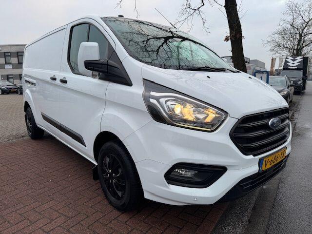 Ford TRANSIT CUSTOM 300 2.0 TDCI 130pk L2 H1 Trend 3Zits Euro6 173.000km Airco,Navi,Camera