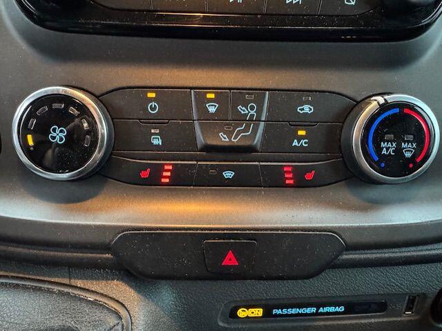 Ford TRANSIT CUSTOM 300 2.0 TDCI 130pk L2 H1 Trend 3Zits Euro6 173.000km Airco,Navi,Camera