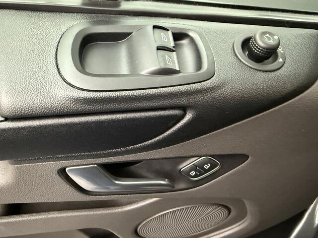 Ford TRANSIT CUSTOM 2.0TDCi 130PK Lang Limited | Euro 6 | Multimedia | Camera | Multimedia | 3-Zits