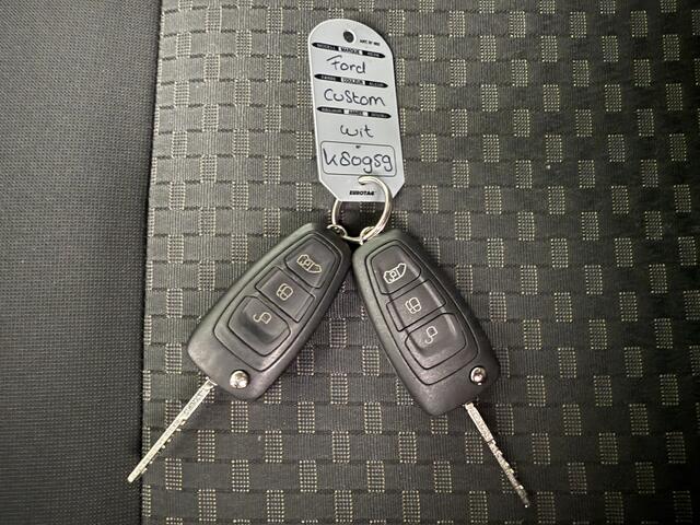 Ford TRANSIT CUSTOM 2.0TDCi 130PK Lang | Multimedia | Airco | Cruise | 3-Zits