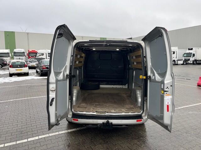 Ford TRANSIT CUSTOM 320 / 2.0 TDCI / L2H1 Limited / APK-TUV 10-26