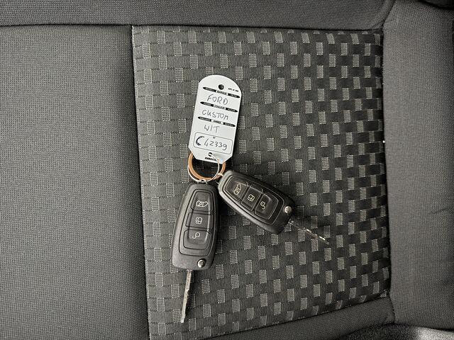 Ford TRANSIT CUSTOM 2.0TDCi 170PK Automaat Lang Business | Navigatie | Multimedia | 3-Zits | Airco | Cruise