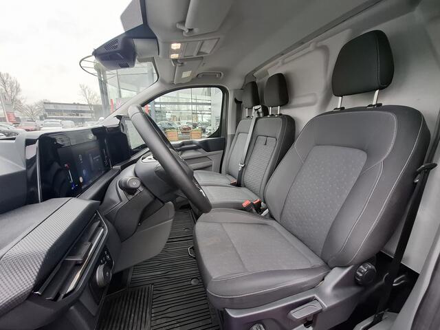 Ford TRANSIT CUSTOM 300 2.0 TDCI L2H1 Limited | Android Auto/Apple Carplay | LM Velgen 16" | Trekhaak | Voorstoelen Verwarmd | Verwarmde Voorruit | PDC Voor en Achter | Cruise Control | Airco |