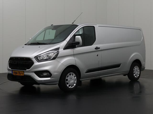 Ford TRANSIT CUSTOM 2.0TDCI 130PK Lang | Euro 6 | Navigatie | Camera | Trekhaak | Airco | Cruise | 3-Zits