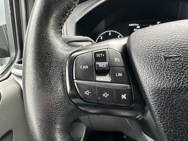 Ford TRANSIT CUSTOM 300 2.0 TDCI 130 PK / L1H1 / 1e EIG. / ZEER NETJES !! / 80.809 KM !! / ACHTERKLEP / STOELVERW. / AIRCO / CRUISE / NAVI / CAMERA