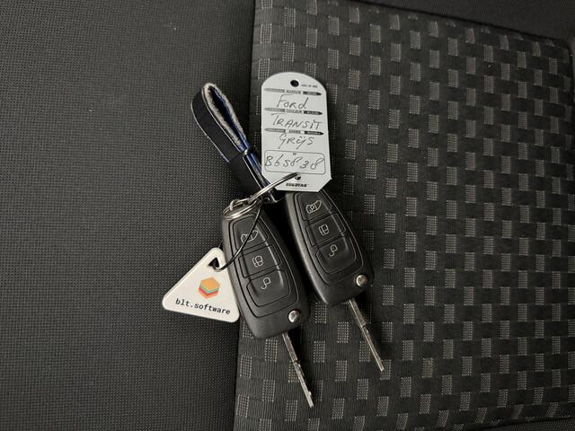 Ford TRANSIT CUSTOM 2.0TDCi 130PK L2H2 | Airco | Cruise | 3-Zits