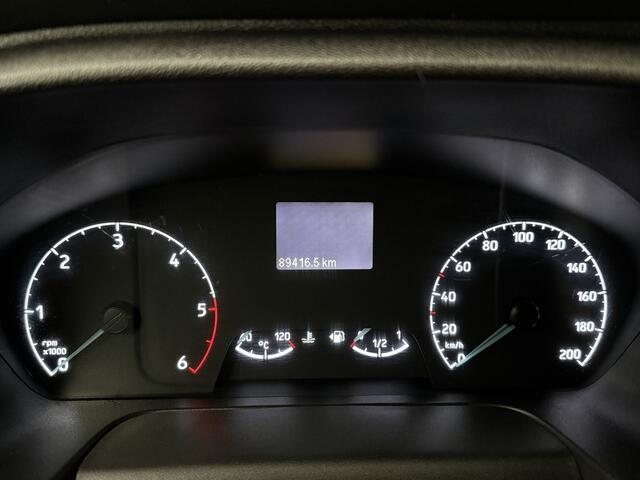 Ford TRANSIT CUSTOM 2.0TDCi 130PK L2H2 | Airco | Cruise | 3-Zits