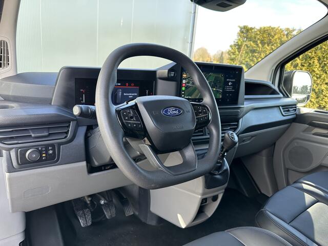 Ford TRANSIT CUSTOM 2.0 TDCI 136 PK TREND / L2H1 / 46.765 KM !! / 2.800 KG AHG / CAMERA / CRUISE / 3 ZITS / AIRCO / CARPLAY